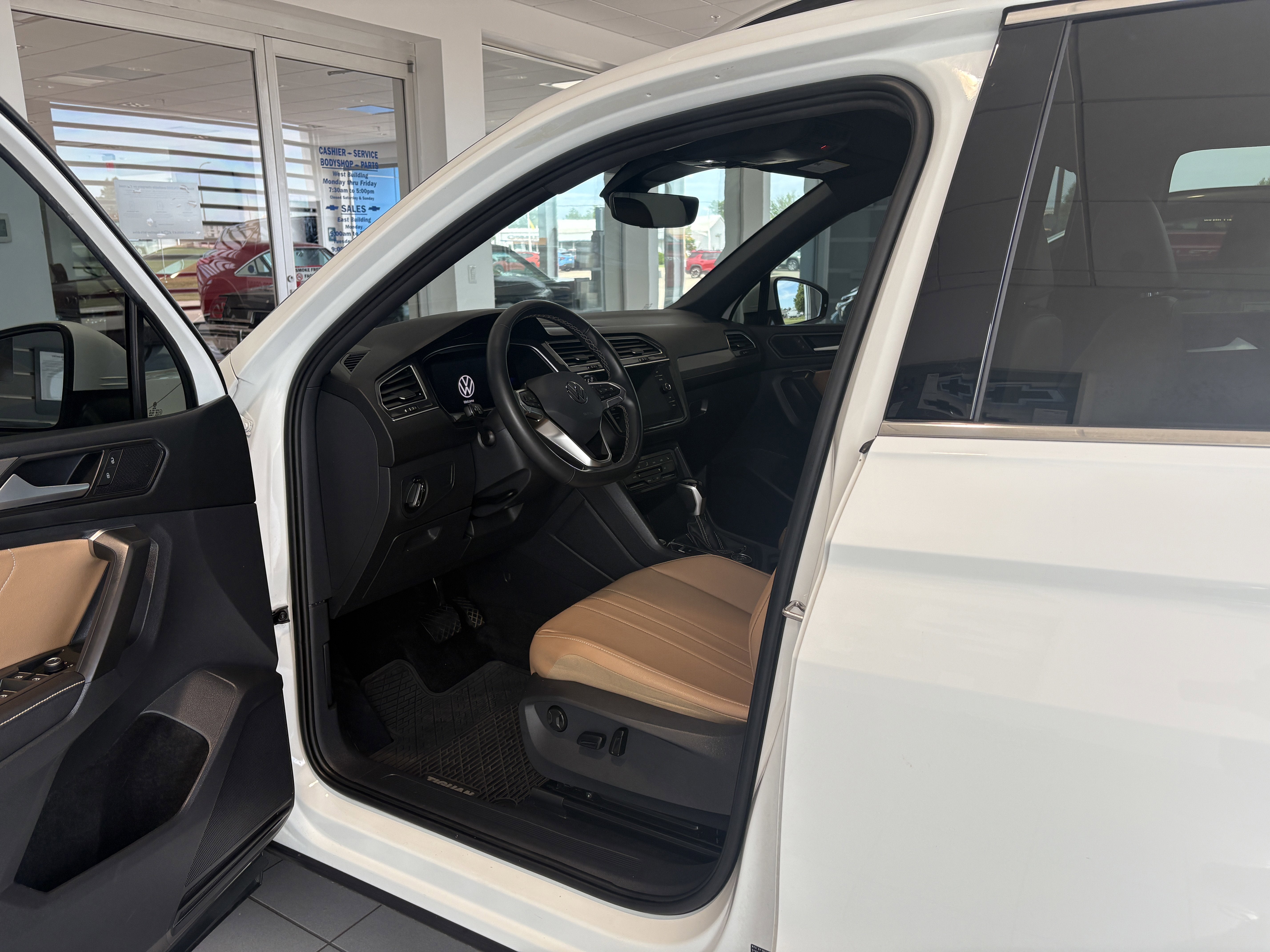 2022 Volkswagen Tiguan 2.0T SE