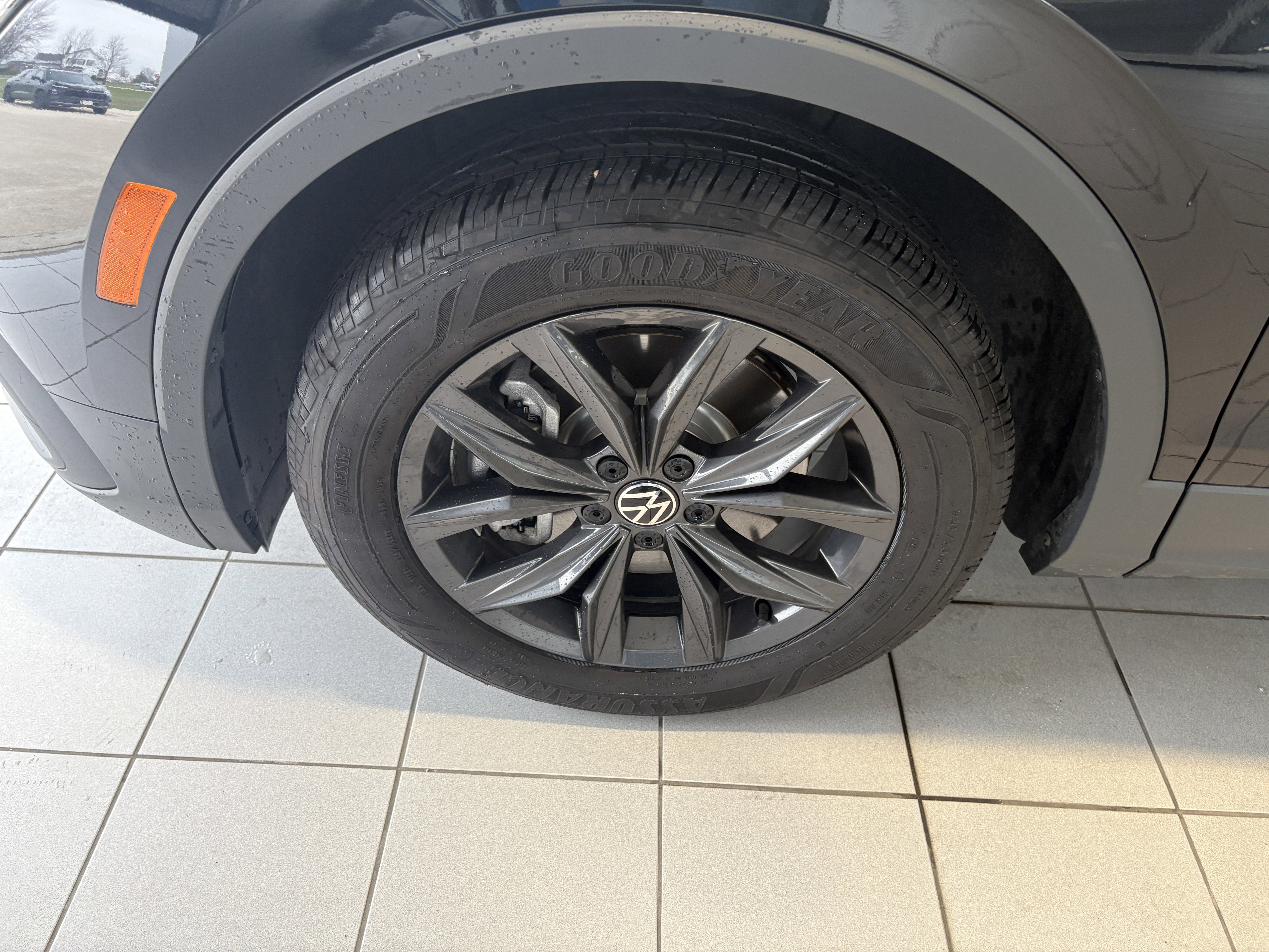 2024 Volkswagen Tiguan SE