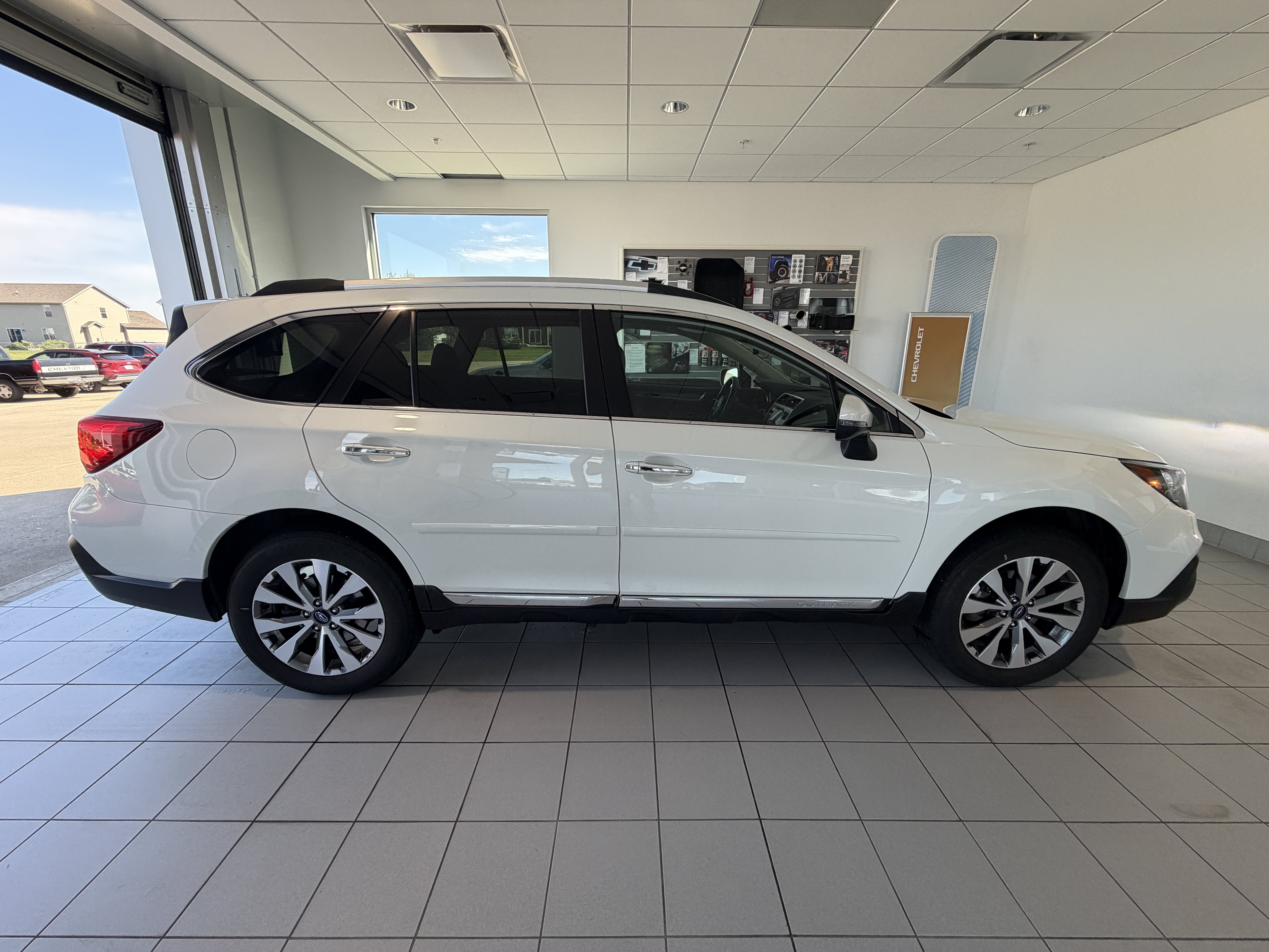 2018 Subaru Outback 2.5i Touring