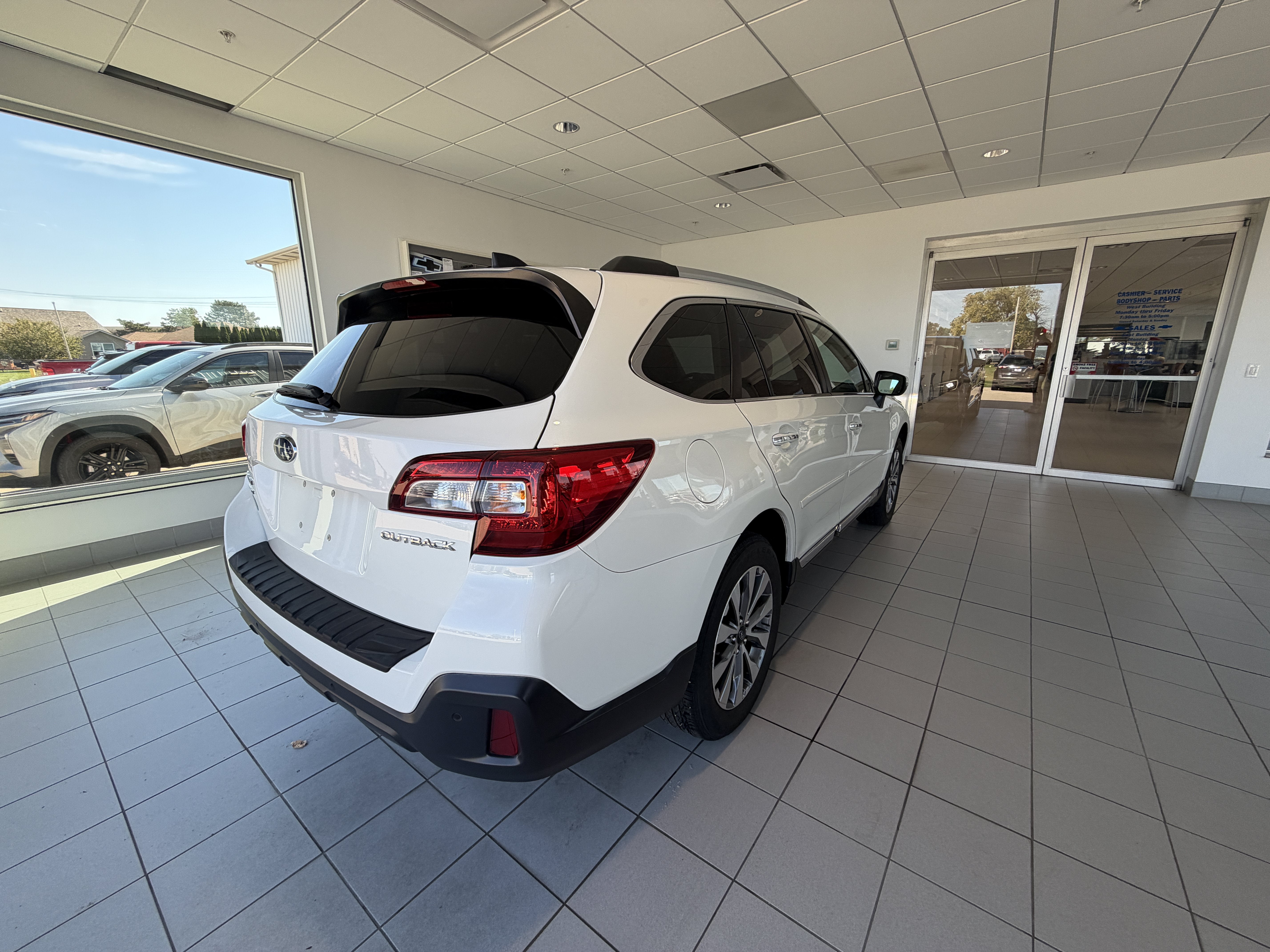 2018 Subaru Outback 2.5i Touring