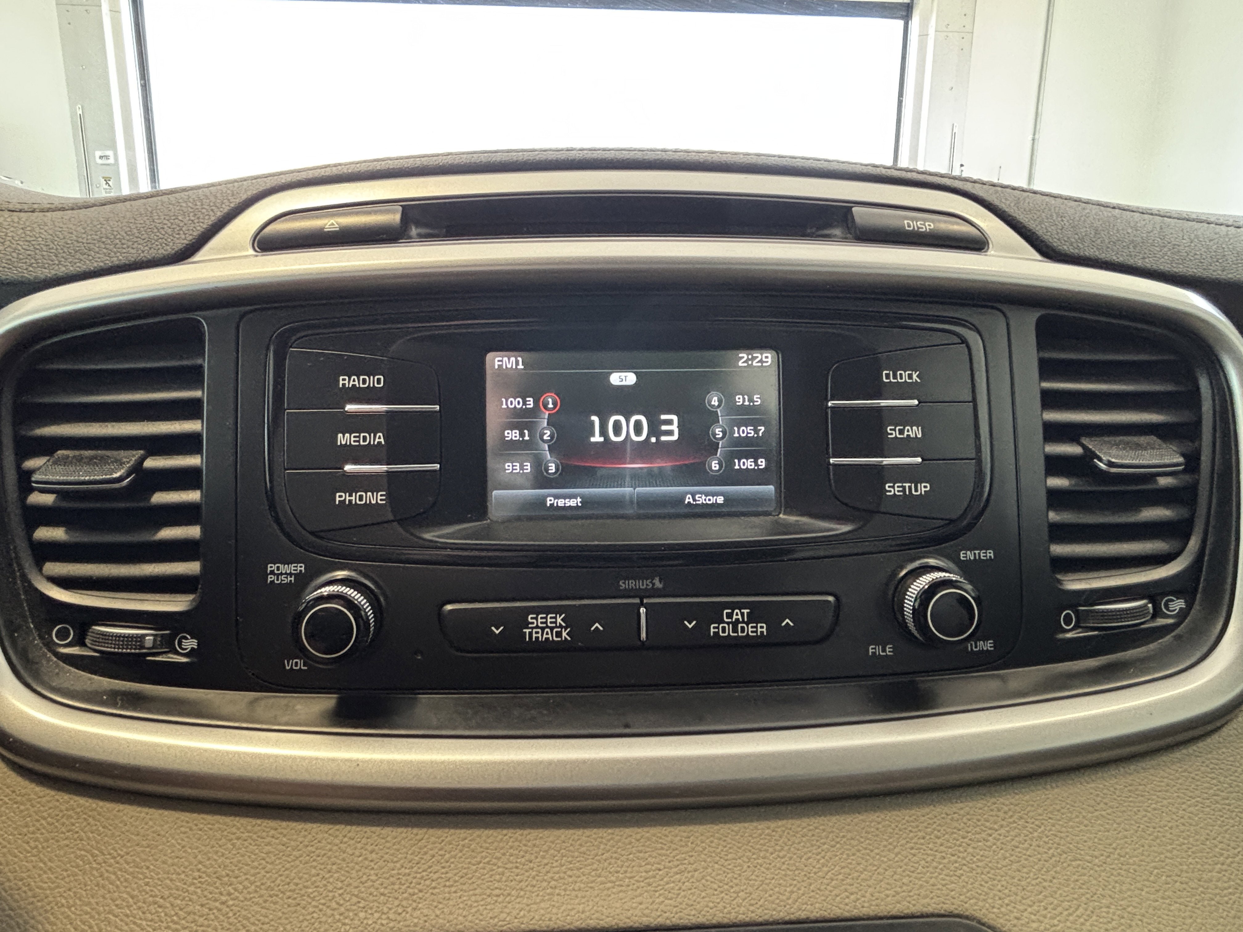 2016 Kia Sorento LX
