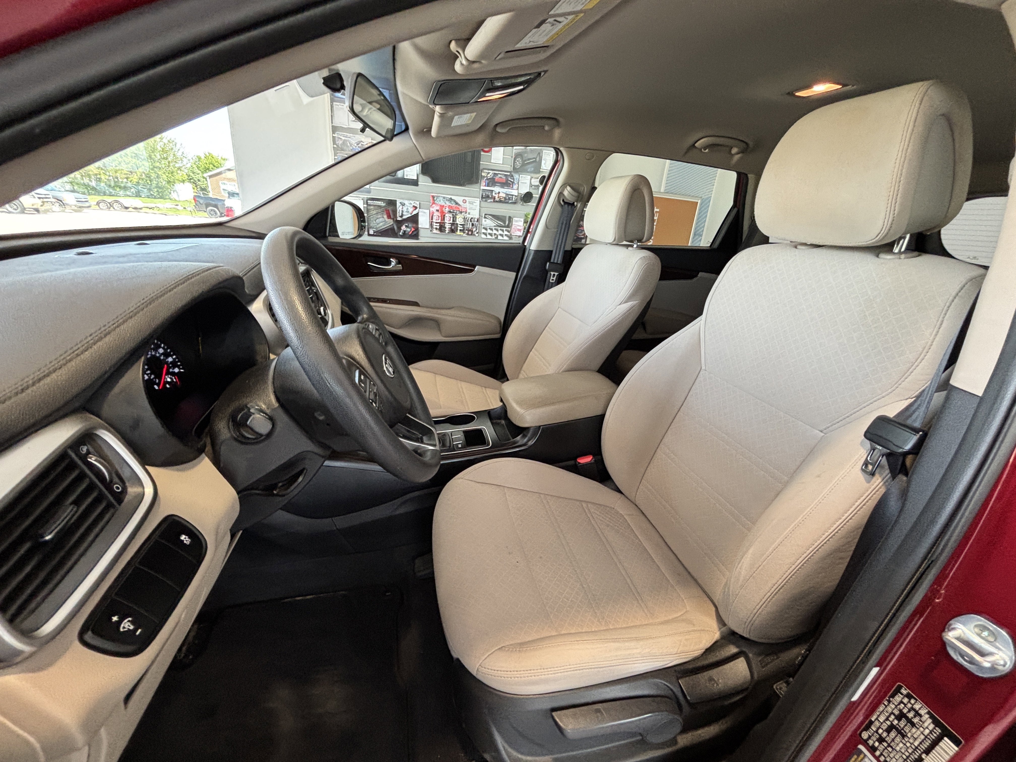 2016 Kia Sorento LX