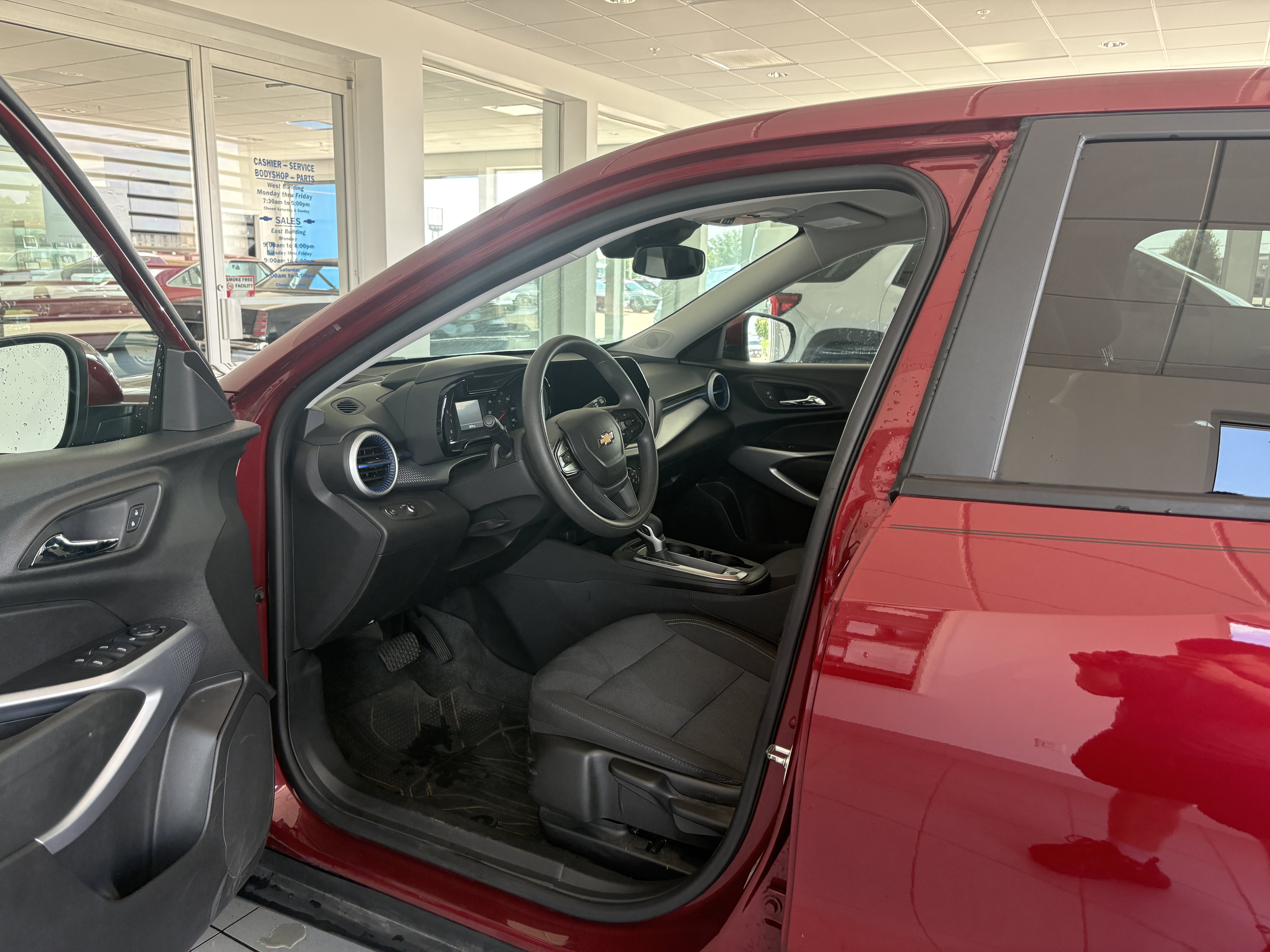2024 Chevrolet Trax LS
