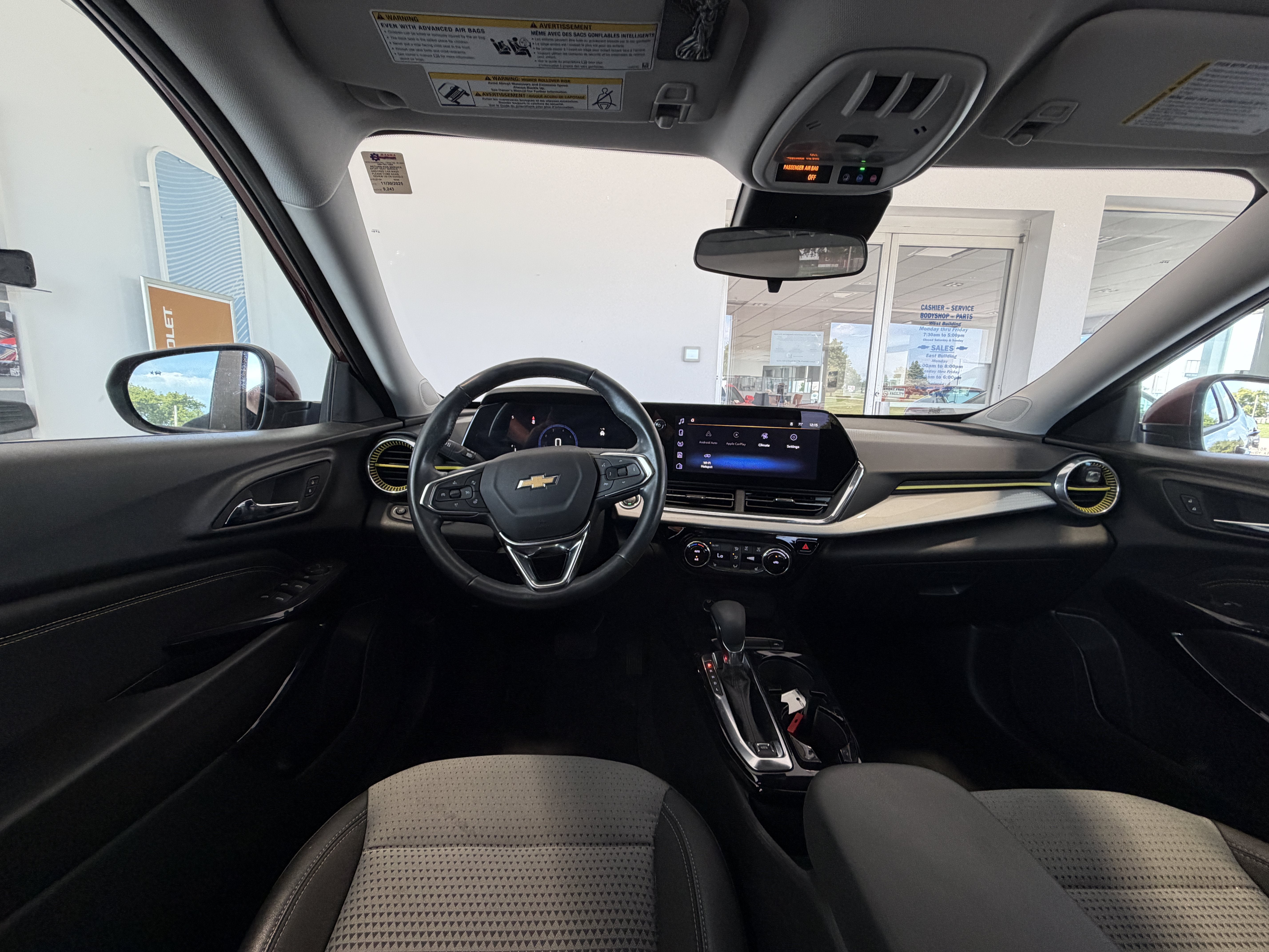 2025 Chevrolet Trax LT