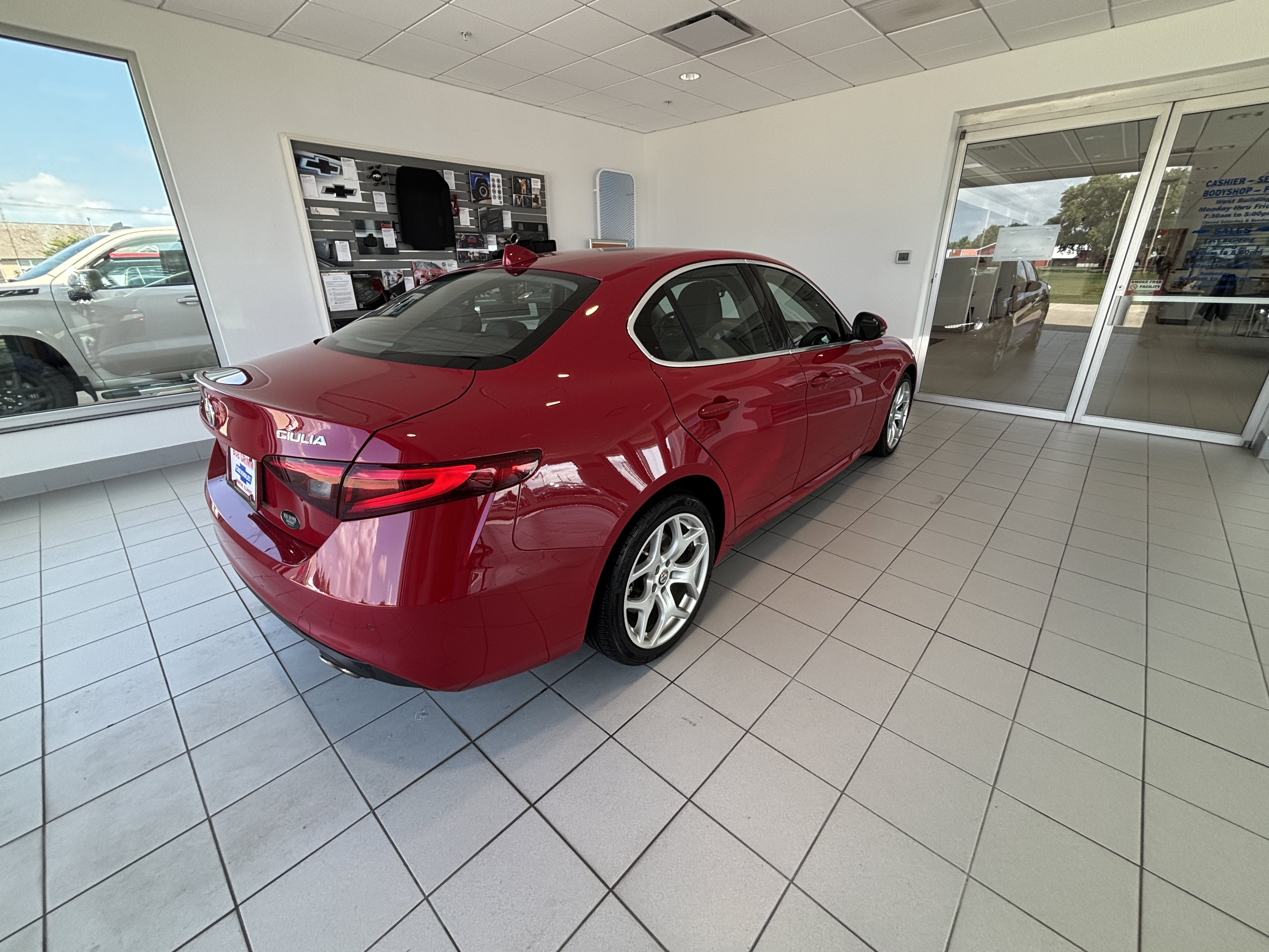 2020 Alfa Romeo Giulia Ti AWD